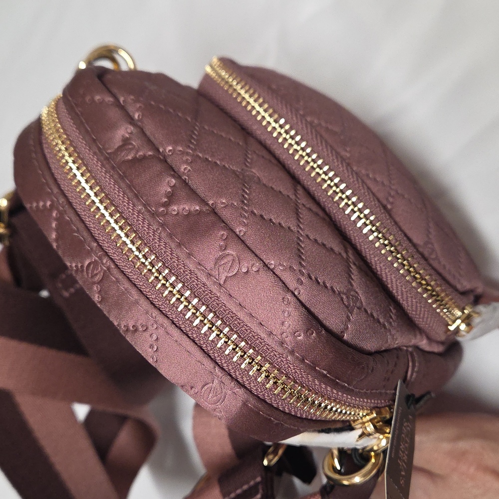VS Quilted Crossbody Bag with Gold Logo - Picture 3 of 6
